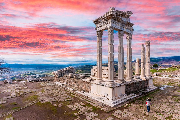 Private 4-Day Aegean Discovery Package